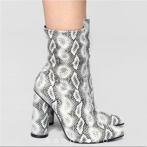 Fashion Nova Midnight Lover Boot